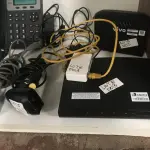 LOTE 003 - Estabilizador, modem, telefone entre outros