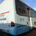 LOTE 001 - ÔNIBUS MERCEDEZ BENZ, ANO 2003, COR AZUL, PLACAS ILJ4831.