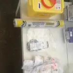 LOTE 009 - Agulhas, Tubos, Seringas, Luvas entre outros