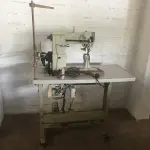 LOTE 004 - 01 Máquina de costura com uma agulha, Motor Eletrônico e Transporte Triplo