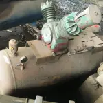 LOTE 052 - COMPRESSOR 30 PÉS