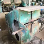 LOTE 044 - DOBRADEIRA DE FERRO