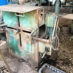 LOTE 044 - DOBRADEIRA DE FERRO