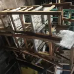 LOTE 010 - Cadeiras de madeira( 13 un )