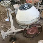LOTE 031 - BETONEIRA ELÉTRICA 400 L