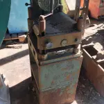 LOTE 027 - CONFORMADORA DE FERRO