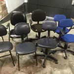LOTE 012 - Cadeiras modelos diversos( 20 un )