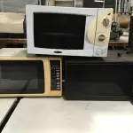 LOTE 016 - Eletro domésticos( Micro ondas e forno elétrico - 07 un )