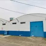 LOTE 001 - TERRENO URBANO com área de 1.016,04 m², de forma irregular, na Rua São Domingos, lado par, esquina com a Rua Arthur Hennemann, com PRÉDIO COMERCIAL em alvenaria com a área de 462,08 m², Rua São Domingos s/nº e DEPÓSITO DE ALVENARIA com área de 437,50 m², Rua São Domingos, nº 60, Bairro Integração, Parobé/RS. Objetos da matrícula nº 52.281 do Registro de Imóveis de Taquara/RS. - IMÓVEL OCUPADO - FORMA DE PAGAMENTO: À VISTA, MEDIANTE TRANSFERÊNCIA BANCÁRIA PROVENIENTE DE CONTA DE TITULARIDADE DO ARREMATANTE.