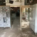 LOTE 140 - Armário roupeiro de metal( 02 un )