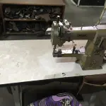 LOTE 065 - Máquina de costura