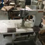 LOTE 066 - Máquina de costura