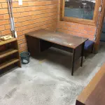LOTE 163 - Mesas, balcões e outros( 07 un )