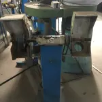 LOTE 076 - Máquina de esmeril