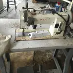 LOTE 116 - Máquina de costura
