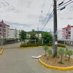 LOTE 004 - Direitos e Ações dos Imóveis - Apartamento nº 44 do Bloco B, do Condomínio Residencial Sapucaia II,  localizado no terceiro andar ou quarto pavimento, com área real privativa de 53,58 m², constituído de sala com sacada e churrasqueira, cozinha/serviço, banheiro e 02 dormitórios, registrado sob matrícula 29.194. E o BOX nº 53, do Condomínio Residencial Sapucaia II, localizado no térreo, com 12,50 m² de área real privativa, constituído de vaga de estacionamento coberta, registrado sob matrícula nº 29.295. Situados na Avenida Justino Camboim, nº 1889, Bairro Camboim, Sapucaia do Sul/RS