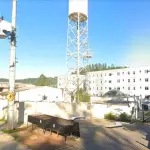 LOTE 001 - Apartemanto nº 53, Bloco E do Residencial Momberger, localizado no quarto andar ou quinto pavimento, com área real privativa de 57,16 m² composta de 45,64 m² de área coberta e  11,52 m² de área descoberta, e o direito de uso do box de estacionamento descoberto nº 152, situado na Rua Arthur Momberger, nº 1050, Bairro Diehl, Novo Hamburgo/RS. Registrado sob matrícula nº 124.963