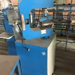 LOTE 084 - Máquina de prensar